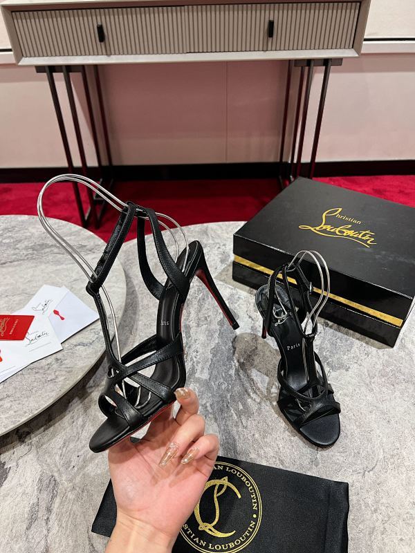 Chloe’s Picks - High-Quality Designer Products for You - AFFORDABLE LUXURY HEELS - 8075
