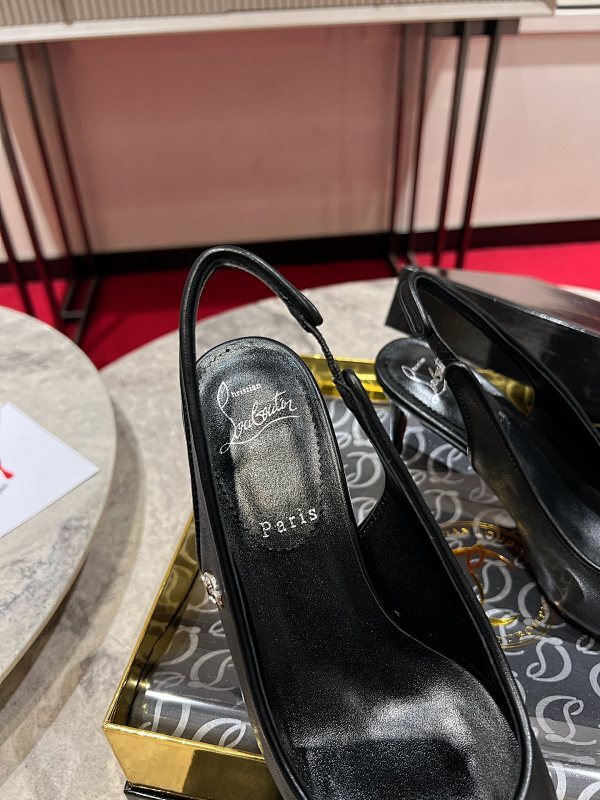 Chloe’s Picks - Premium Luxury Goods and Accessories - AFFORDABLE LUXURY HEELS - 8174