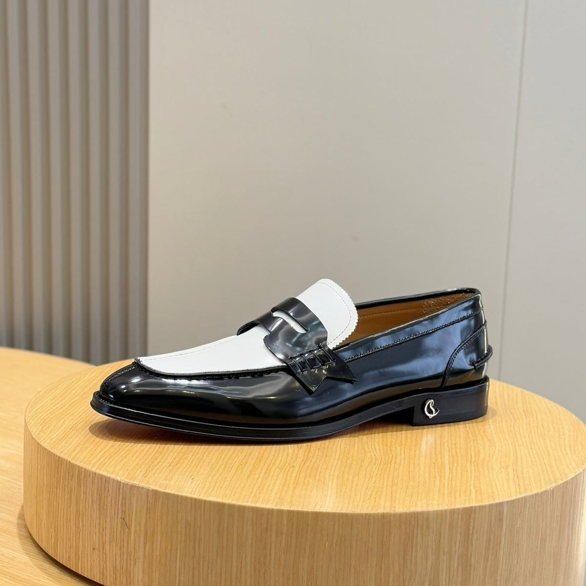 Chloe’s Picks - High-Quality Designer Products for You - AFFORDABLE LUXURY HEELS - 8279