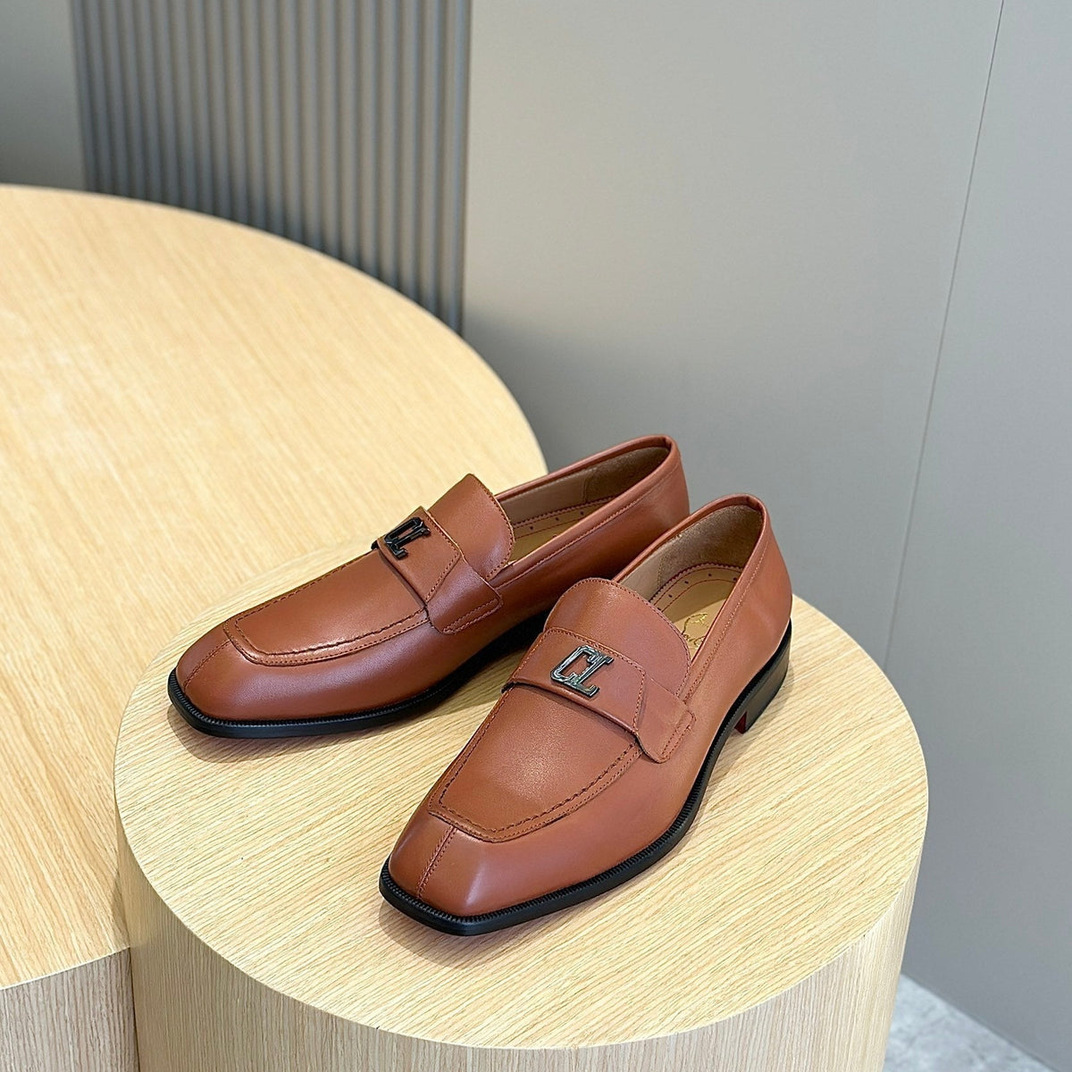 Chloe’s Picks - DESIGNER HEELS FOR WOMEN - AFFORDABLE LUXURY HEELS - 8040