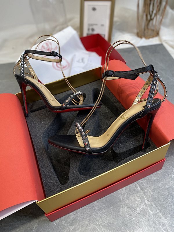 Chloe’s Picks - High-Quality Designer Products for You - AFFORDABLE LUXURY HEELS - 7979