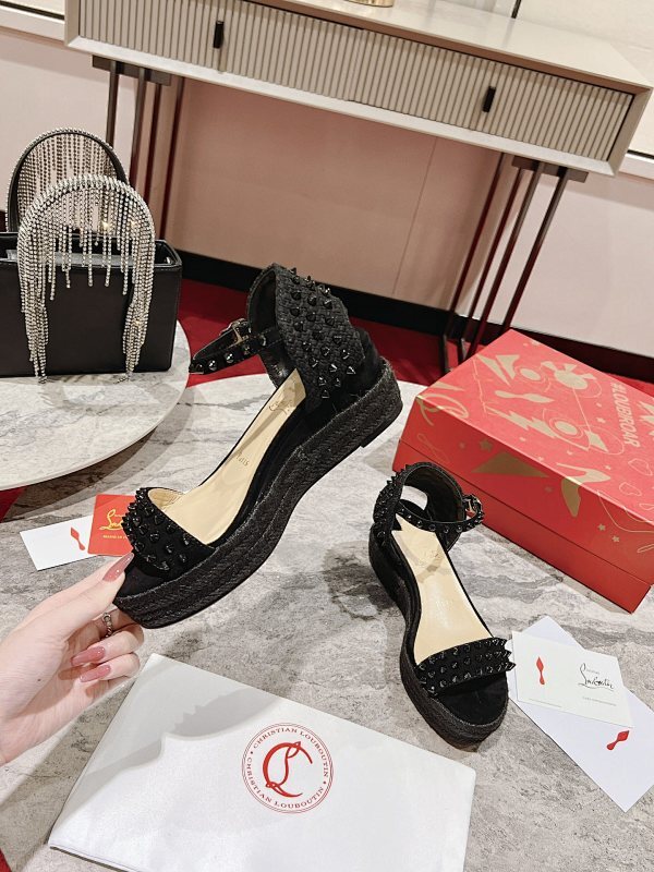 Chloe’s Picks - Premium Luxury Goods and Accessories - AFFORDABLE LUXURY HEELS - 8314