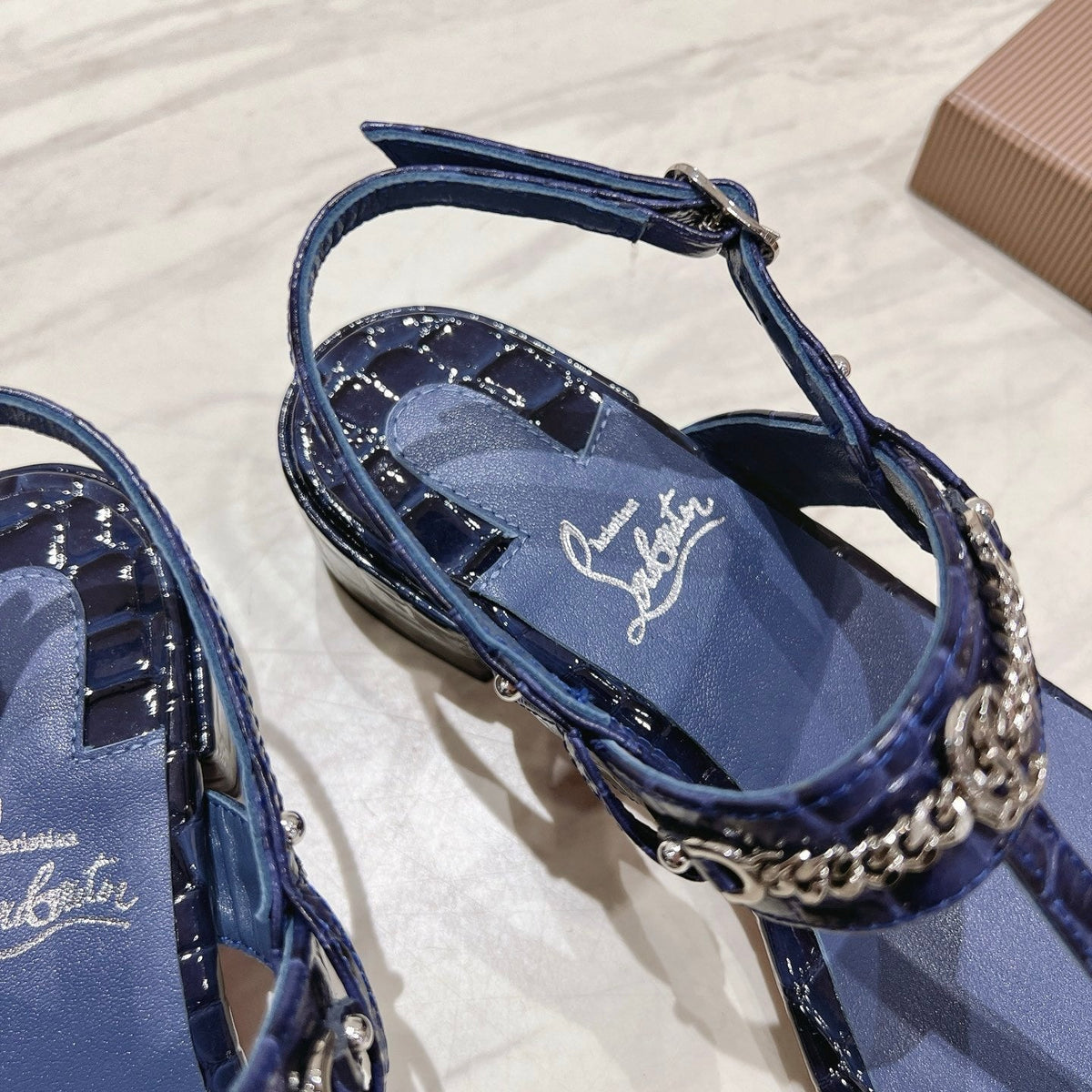 Chloe’s Picks - High-Quality Designer Products for You - AFFORDABLE LUXURY HEELS - 8227