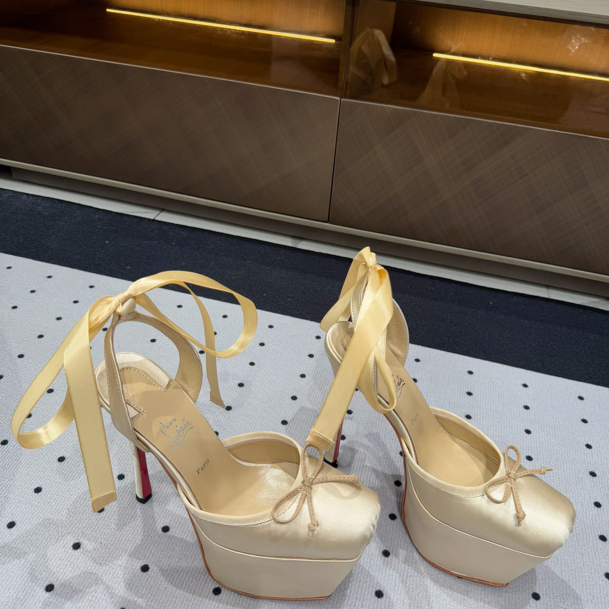 Chloe’s Picks - Premium Luxury Goods and Accessories - AFFORDABLE LUXURY HEELS - 8218