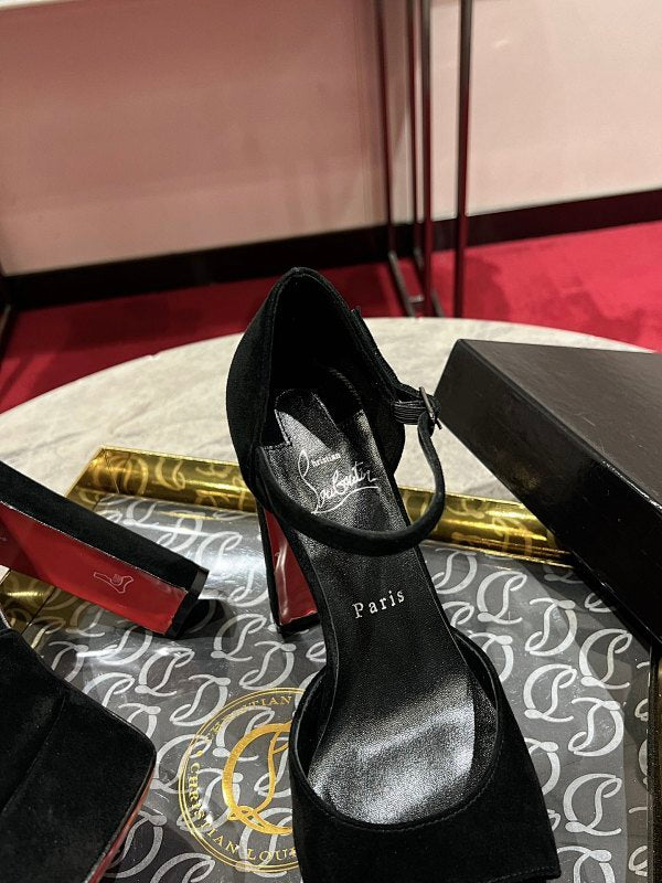 Chloe’s Picks - High-Quality Designer Products for You - AFFORDABLE LUXURY HEELS - 8239