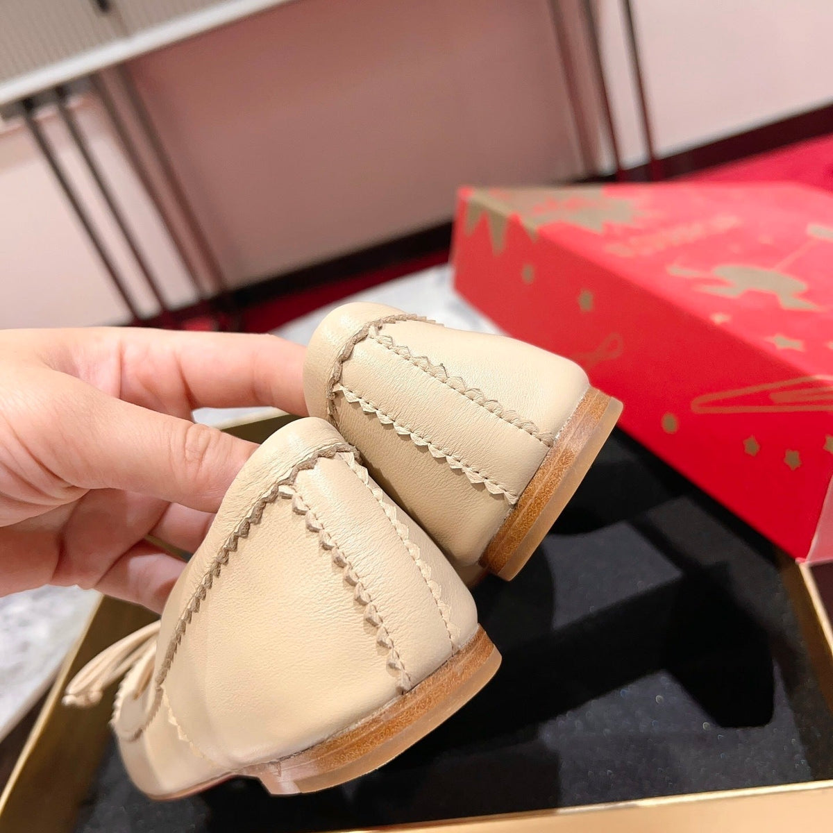 Chloe’s Picks - High-Quality Designer Products for You - AFFORDABLE LUXURY HEELS - 8231