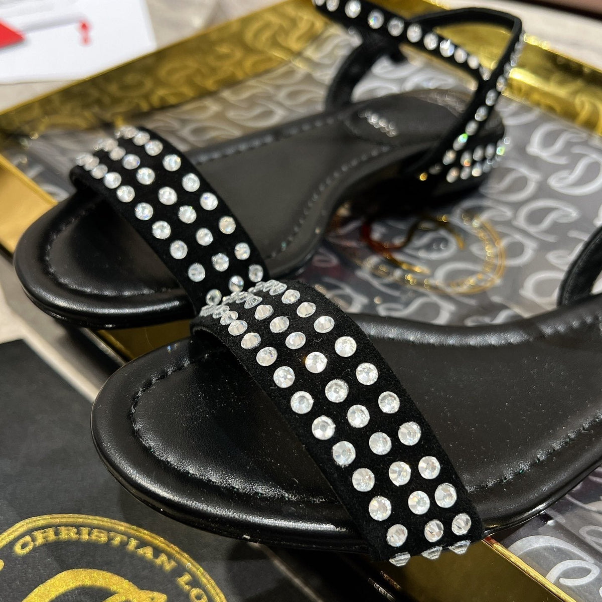Chloe’s Picks - High-Quality Designer Products for You - AFFORDABLE LUXURY HEELS - 8131
