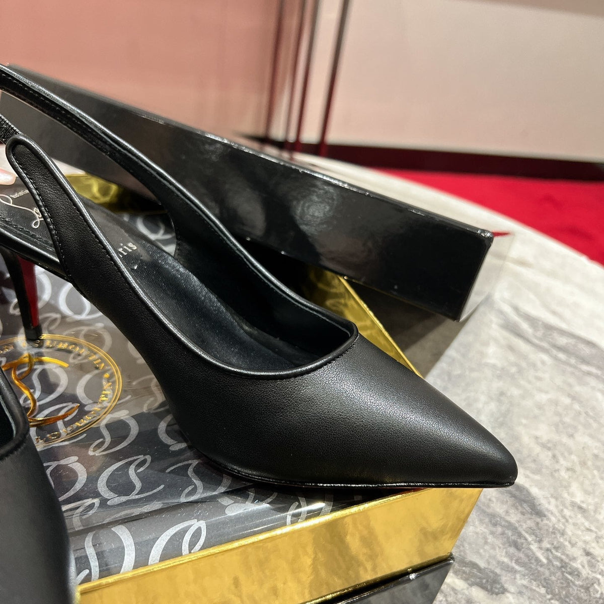 Chloe’s Picks - Premium Luxury Goods and Accessories - AFFORDABLE LUXURY HEELS - 8174