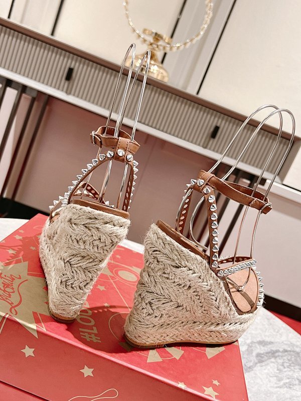 Chloe’s Picks - High-Quality Designer Products for You - AFFORDABLE LUXURY HEELS - 8315