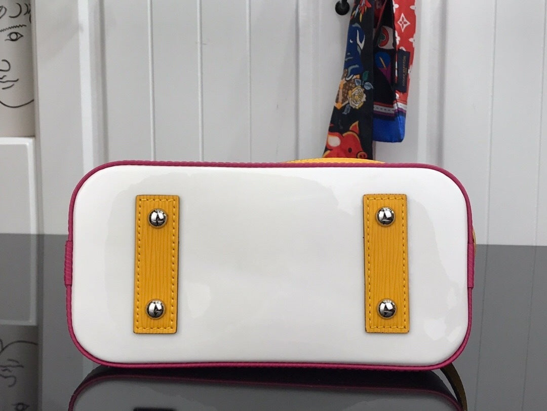 Chloe’s Picks - Premium Luxury Goods and Accessories - AFFORDABLE LUXURY BAGS - 4278
