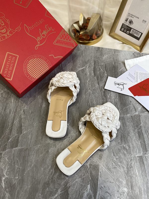 Chloe’s Picks - Premium Luxury Goods and Accessories - AFFORDABLE LUXURY HEELS - 7966