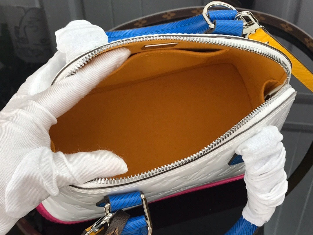 Chloe’s Picks - Premium Luxury Goods and Accessories - AFFORDABLE LUXURY BAGS - 4278