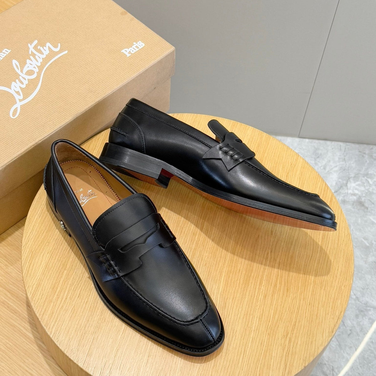 Chloe’s Picks - High-Quality Designer Products for You - AFFORDABLE LUXURY HEELS - 8283