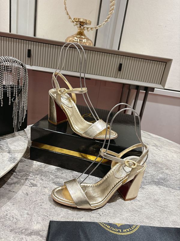 Chloe’s Picks - Premium Luxury Goods and Accessories - AFFORDABLE LUXURY HEELS - 8302