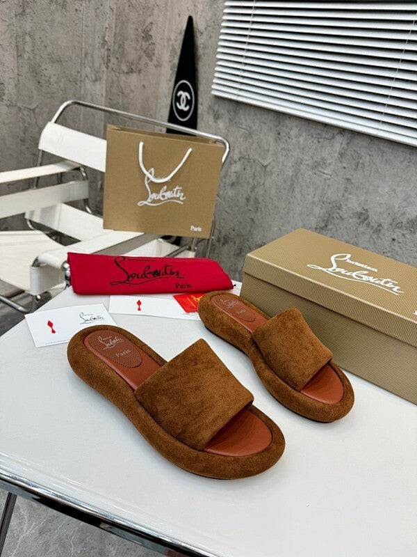 Chloe’s Picks - High-Quality Designer Products for You - AFFORDABLE LUXURY HEELS - 8115