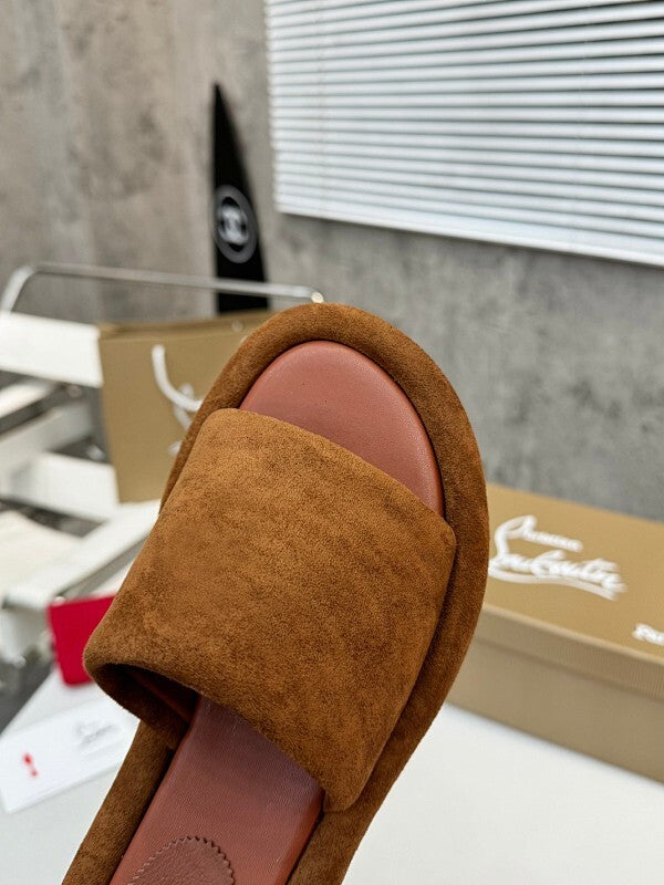 Chloe’s Picks - High-Quality Designer Products for You - AFFORDABLE LUXURY HEELS - 8115