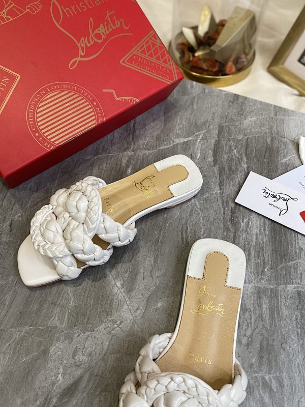 Chloe’s Picks - Premium Luxury Goods and Accessories - AFFORDABLE LUXURY HEELS - 7966