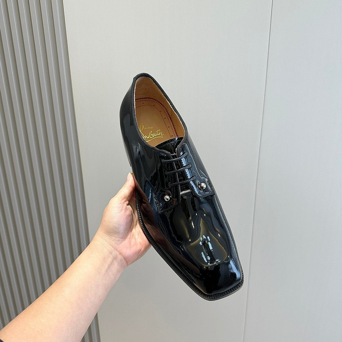 Chloe’s Picks - High-Quality Designer Products for You - AFFORDABLE LUXURY HEELS - 8035