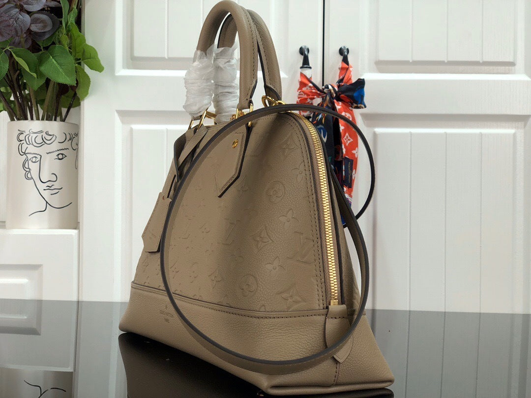 Chloe’s Picks - DESIGNER BAGS FOR WOMEN - AFFORDABLE LUXURY BAGS - 4260