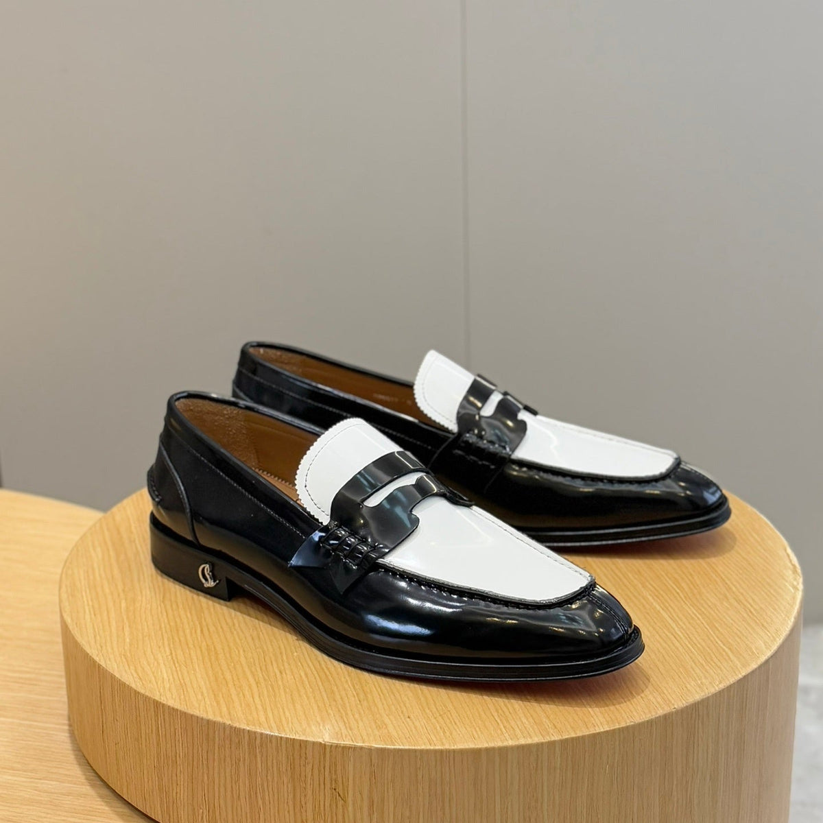 Chloe’s Picks - High-Quality Designer Products for You - AFFORDABLE LUXURY HEELS - 8279