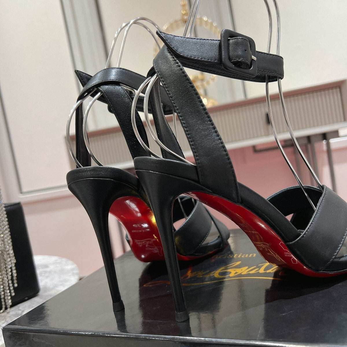 Chloe’s Picks - Premium Luxury Goods and Accessories - AFFORDABLE LUXURY HEELS - 8082