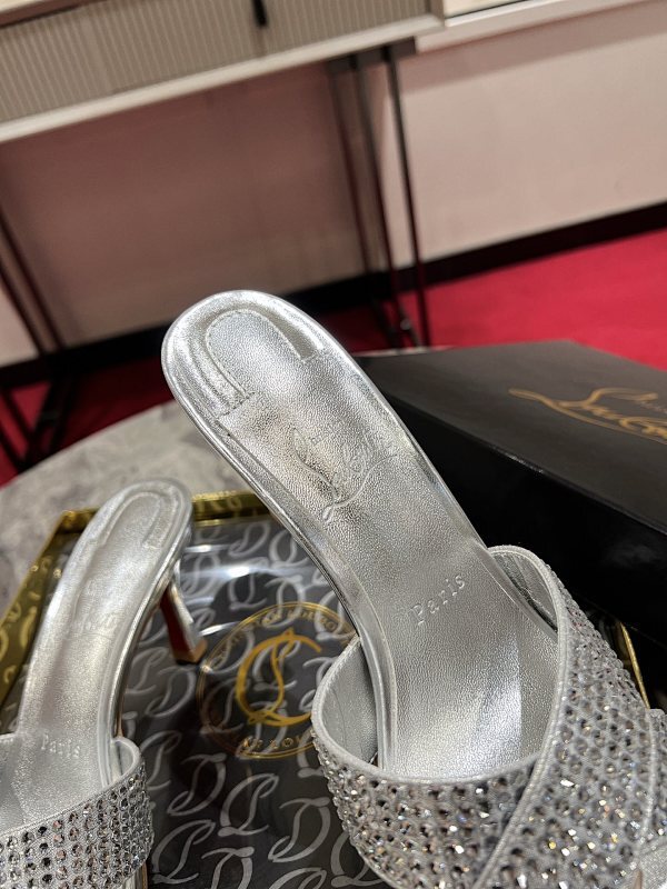 Chloe’s Picks - High-Quality Designer Products for You - AFFORDABLE LUXURY HEELS - 8079