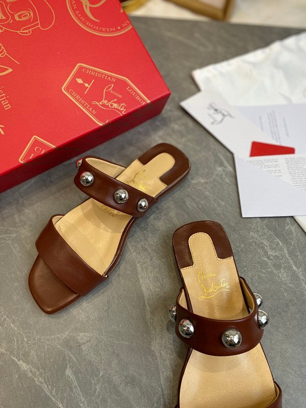 Chloe’s Picks - High-Quality Designer Products for You - AFFORDABLE LUXURY HEELS - 7975