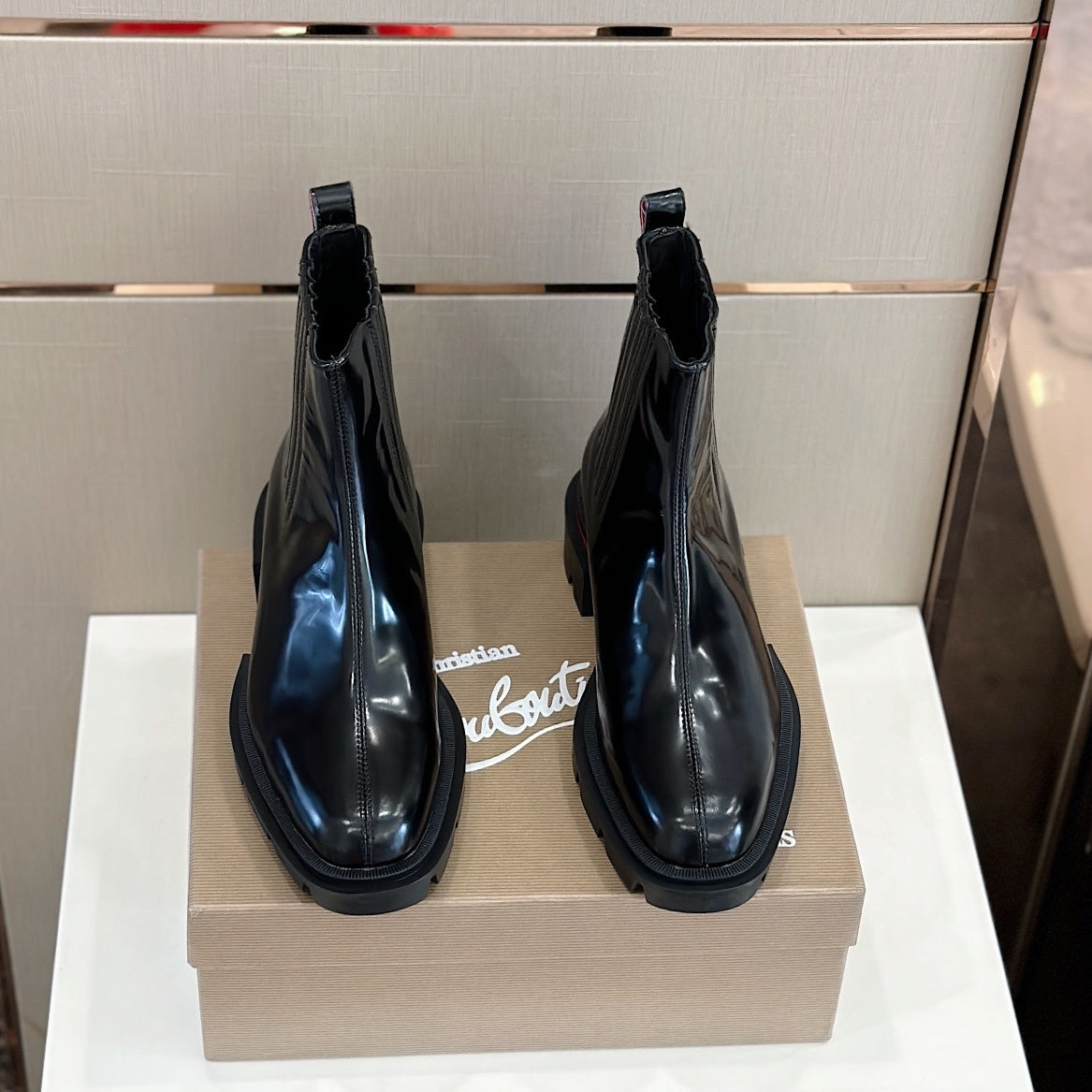 Chloe’s Picks - High-Quality Designer Products for You - AFFORDABLE LUXURY HEELS - 8023
