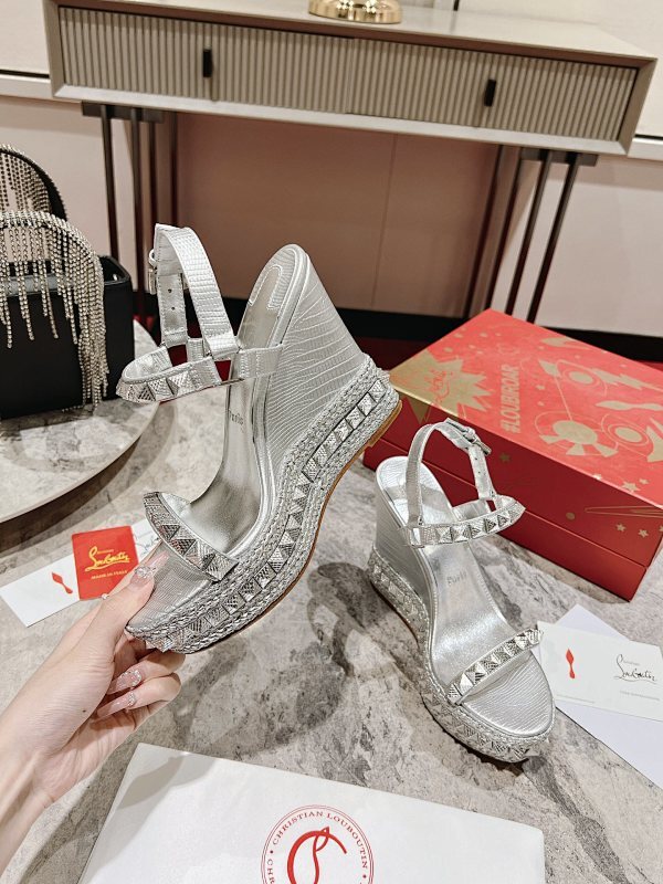 Dragons Bags - High-Quality Designer Products for You - AFFORDABLE LUXURY HEELS - 8323
