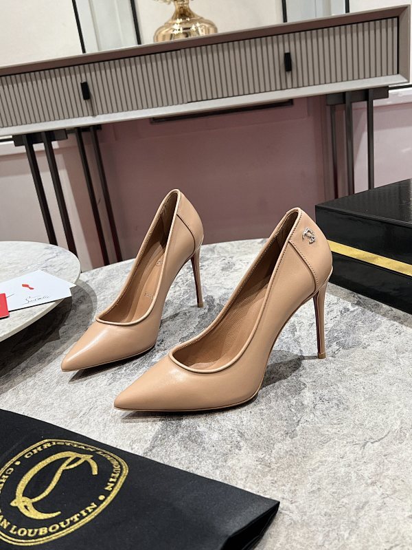 Chloe’s Picks - High-Quality Designer Products for You - AFFORDABLE LUXURY HEELS - 8175
