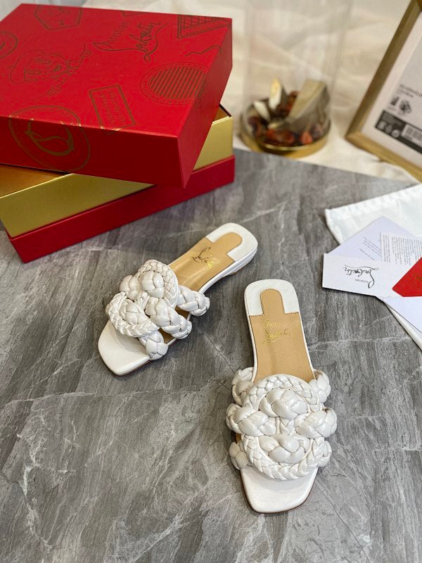 Chloe’s Picks - Premium Luxury Goods and Accessories - AFFORDABLE LUXURY HEELS - 7966