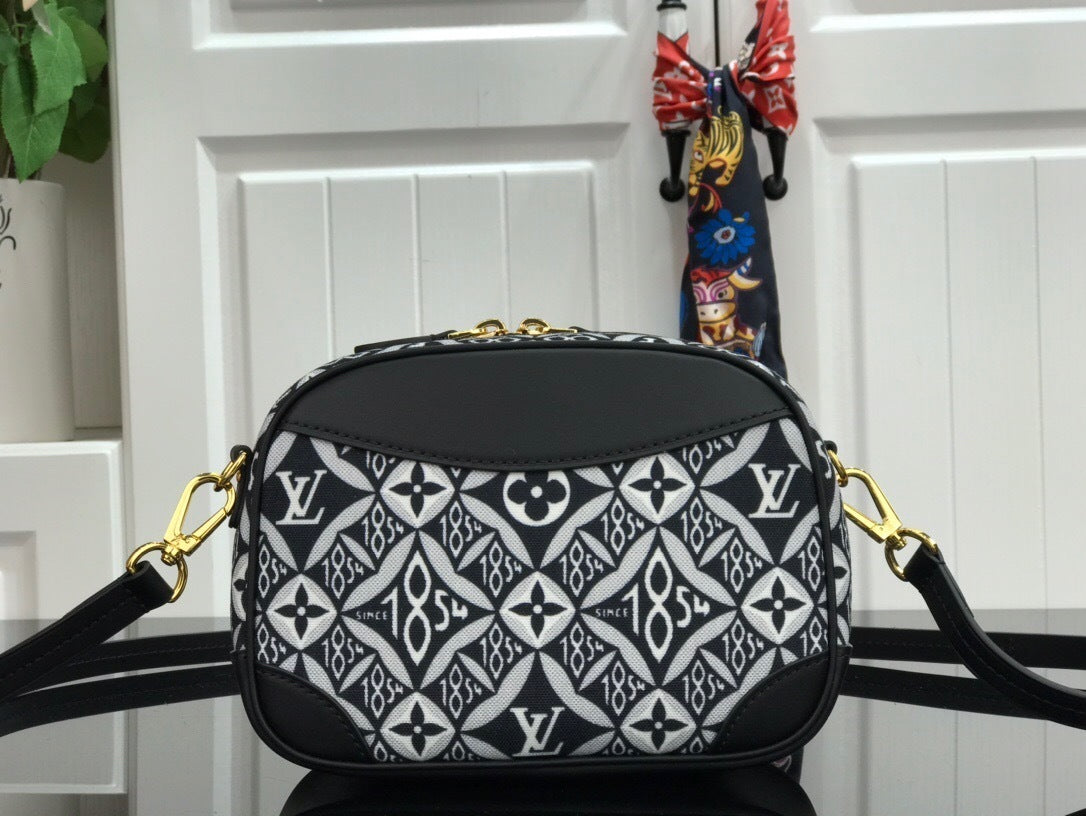 Chloe’s Picks - Premium Luxury Goods and Accessories - AFFORDABLE LUXURY BAGS - 4370
