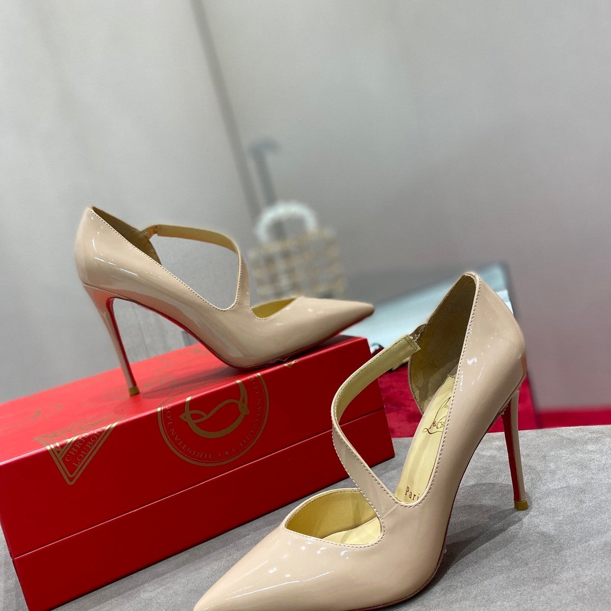 Chloe’s Picks - High-Quality Designer Products for You - AFFORDABLE LUXURY HEELS - 7963