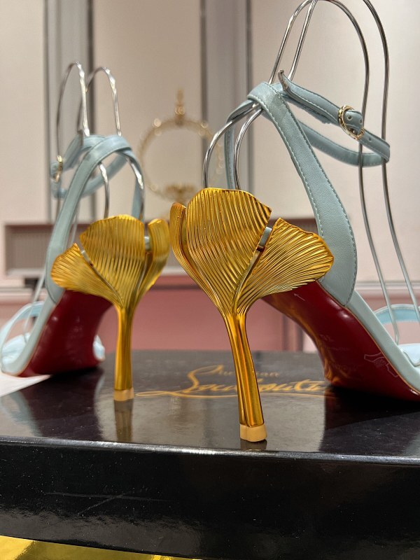 Chloe’s Picks - Premium Luxury Goods and Accessories - AFFORDABLE LUXURY HEELS - 8098