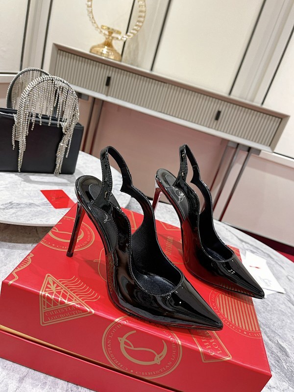 Chloe’s Picks - High-Quality Designer Products for You - AFFORDABLE LUXURY HEELS - 8183