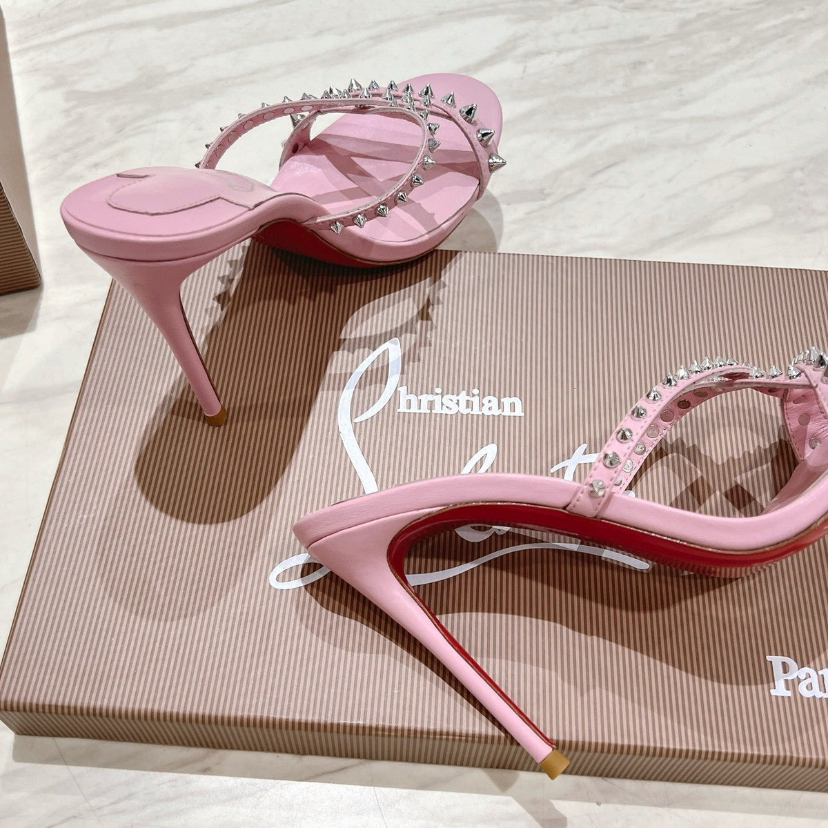 Chloe’s Picks - High-Quality Designer Products for You - AFFORDABLE LUXURY HEELS - 8287