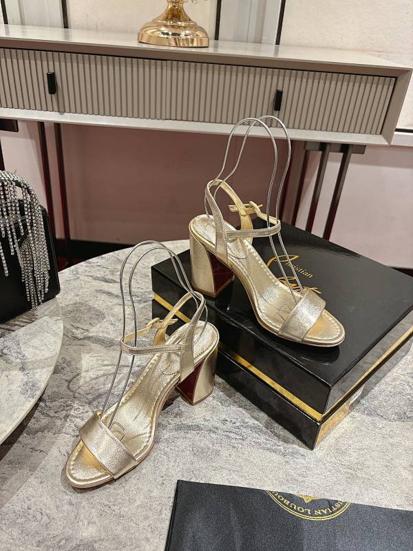 Chloe’s Picks - Premium Luxury Goods and Accessories - AFFORDABLE LUXURY HEELS - 8302