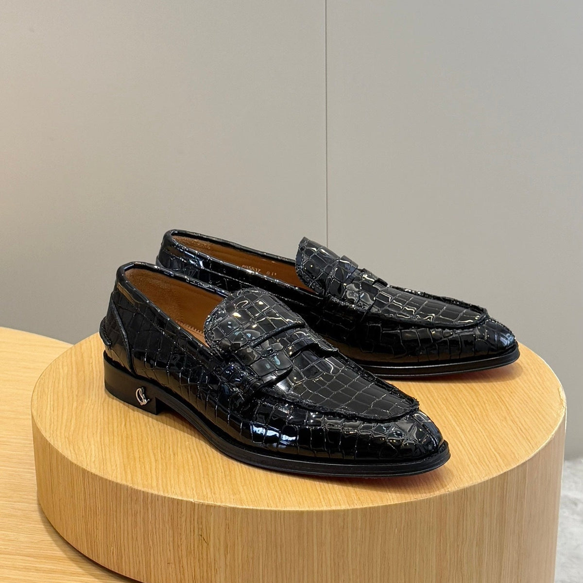 Chloe’s Picks - Premium Luxury Goods and Accessories - AFFORDABLE LUXURY HEELS - 8274