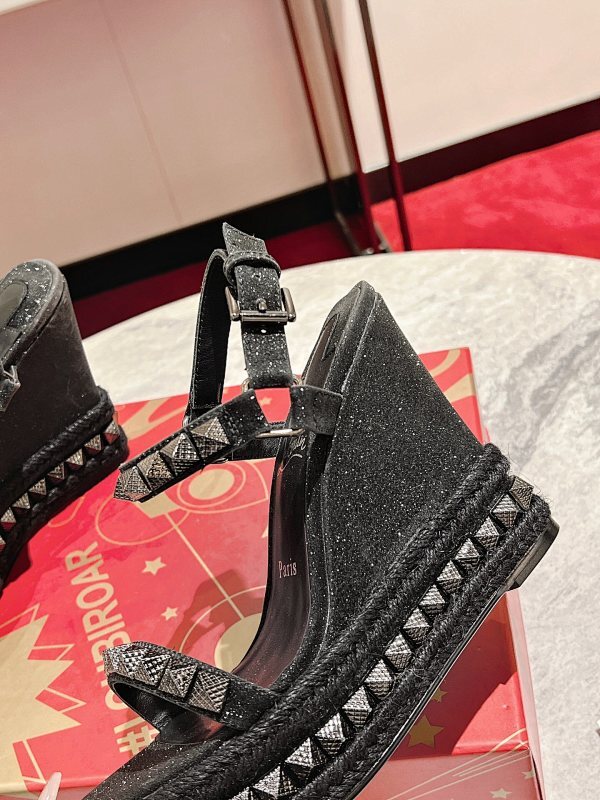 Chloe’s Picks - High-Quality Designer Products for You - AFFORDABLE LUXURY HEELS - 8319