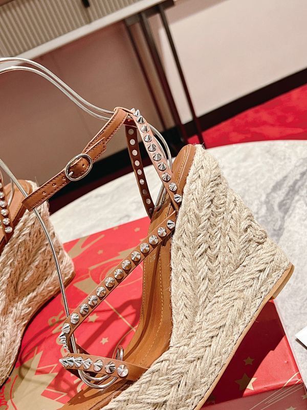 Chloe’s Picks - High-Quality Designer Products for You - AFFORDABLE LUXURY HEELS - 8315