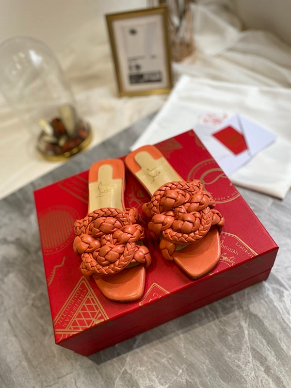 Chloe’s Picks - High-Quality Designer Products for You - AFFORDABLE LUXURY HEELS - 7971