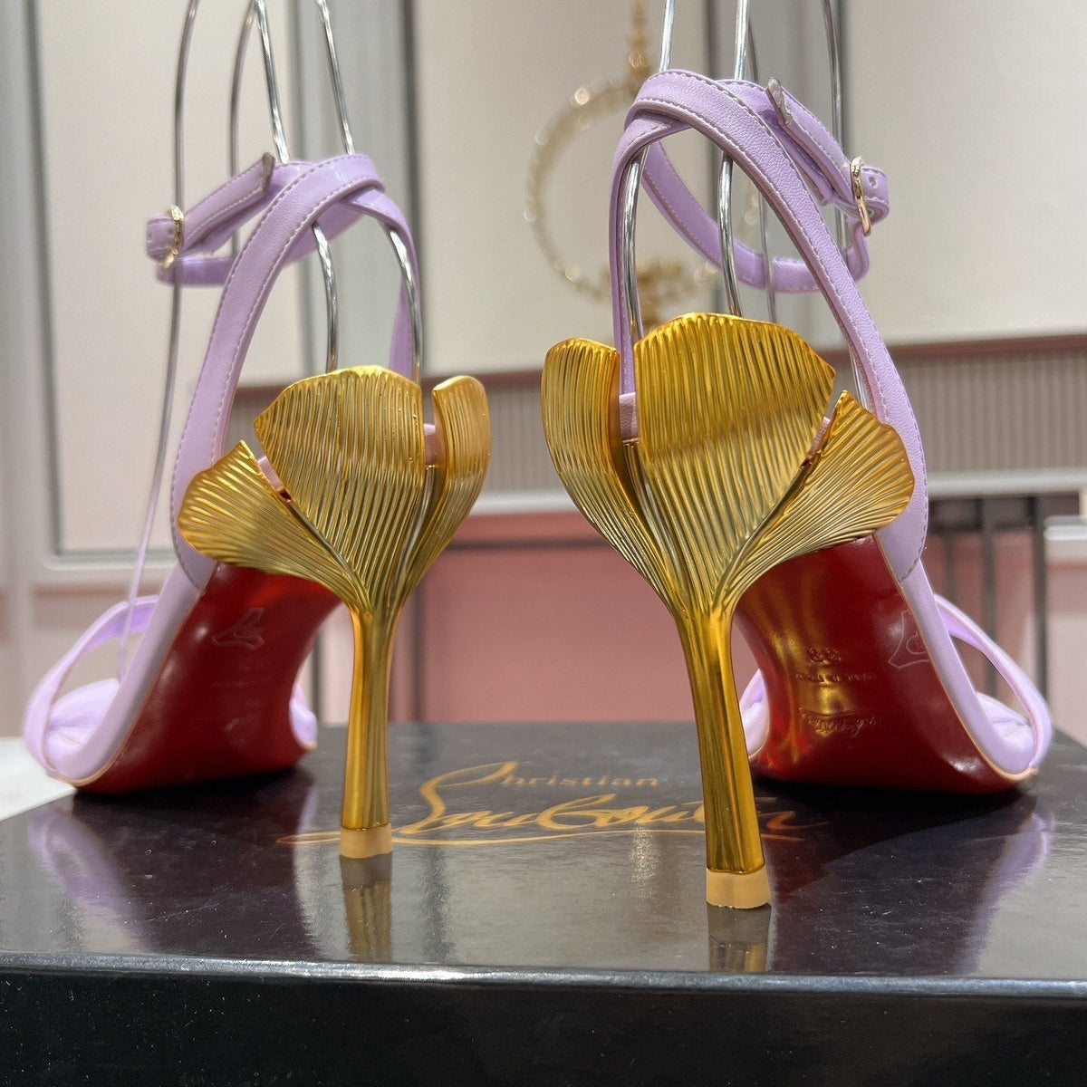 Chloe’s Picks - High-Quality Designer Products for You - AFFORDABLE LUXURY HEELS - 8095