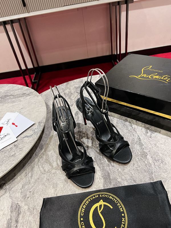 Chloe’s Picks - High-Quality Designer Products for You - AFFORDABLE LUXURY HEELS - 8075