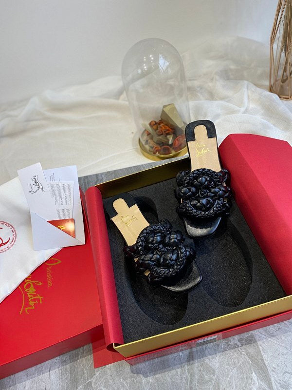 Chloe’s Picks - High-Quality Designer Products for You - AFFORDABLE LUXURY HEELS - 7967
