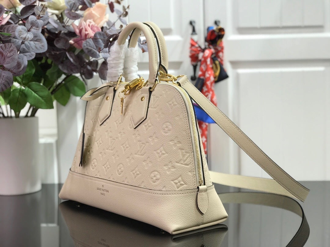 Chloe’s Picks - DESIGNER BAGS FOR WOMEN - AFFORDABLE LUXURY BAGS - 4260