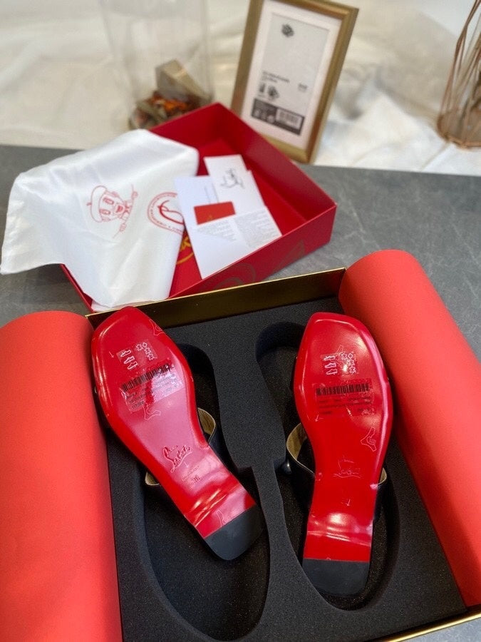 Chloe’s Picks - Premium Luxury Goods and Accessories - AFFORDABLE LUXURY HEELS - 7974