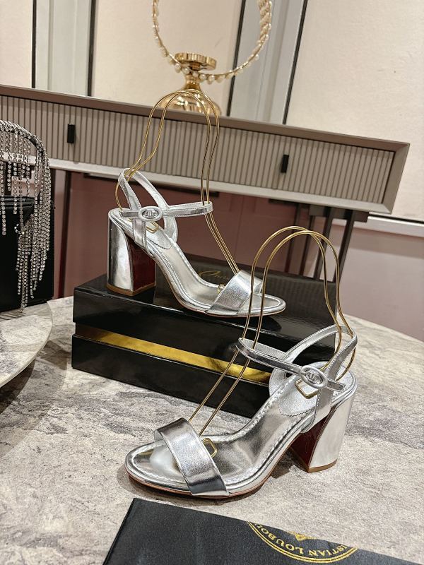 Chloe’s Picks - High-Quality Designer Products for You - AFFORDABLE LUXURY HEELS - 8303