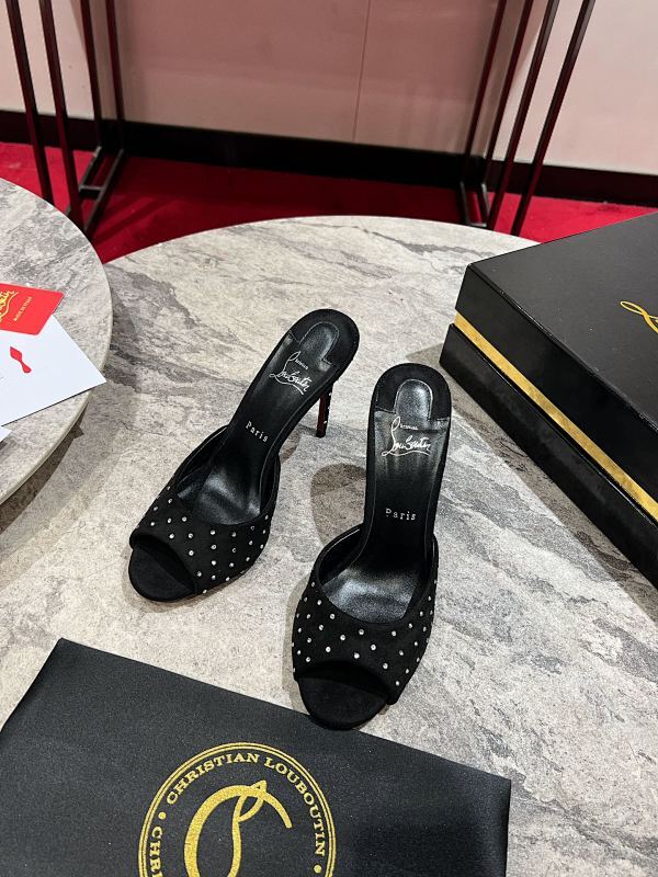 Chloe’s Picks - High-Quality Designer Products for You - AFFORDABLE LUXURY HEELS - 8171