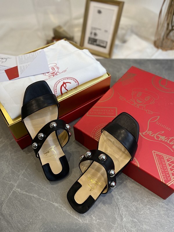 Chloe’s Picks - Premium Luxury Goods and Accessories - AFFORDABLE LUXURY HEELS - 7974