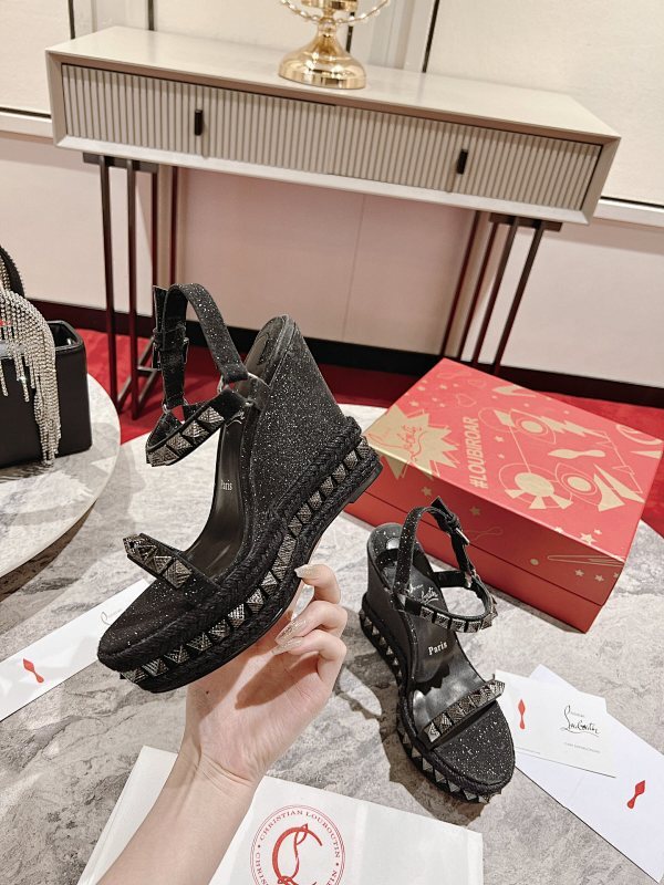 Chloe’s Picks - High-Quality Designer Products for You - AFFORDABLE LUXURY HEELS - 8319